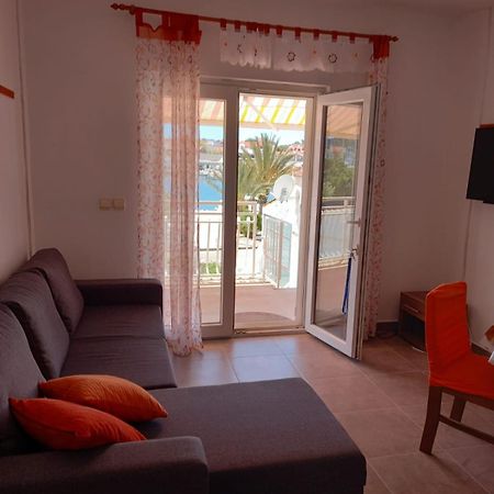 Apartman Rebeka เยเซรา ภายนอก รูปภาพ