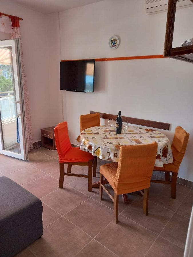 Apartman Rebeka เยเซรา ภายนอก รูปภาพ